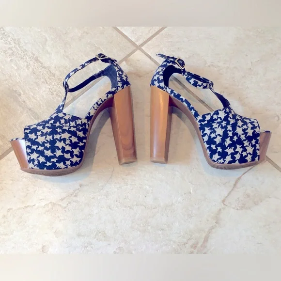 ⭐️Jessica Simpson Dany T-Strap Platforms- Blue American Stars ⭐️ - Picture 7 of 13